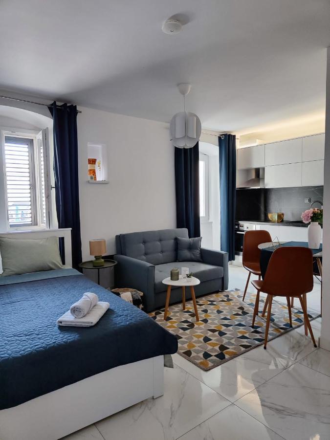 Apartment Augustini Đảo Đảo Cres Ngoại thất bức ảnh