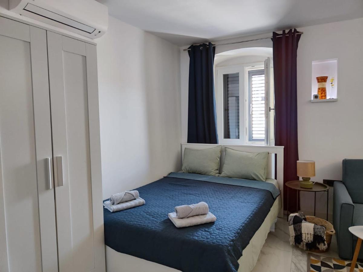 Apartment Augustini Đảo Đảo Cres Ngoại thất bức ảnh